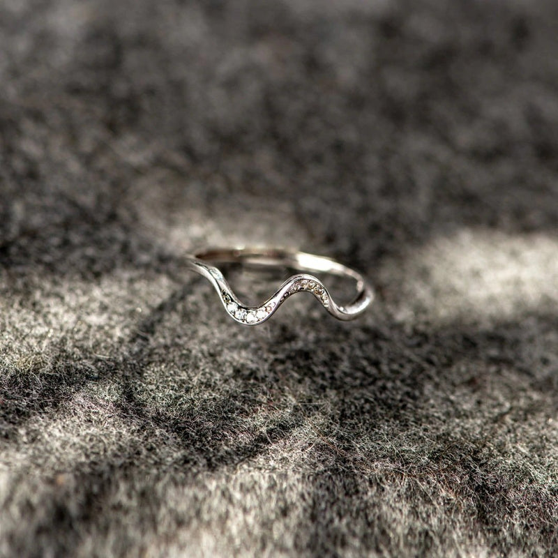 Water Wave Silver Ring in Fashion Design - Priceless Collect LLC